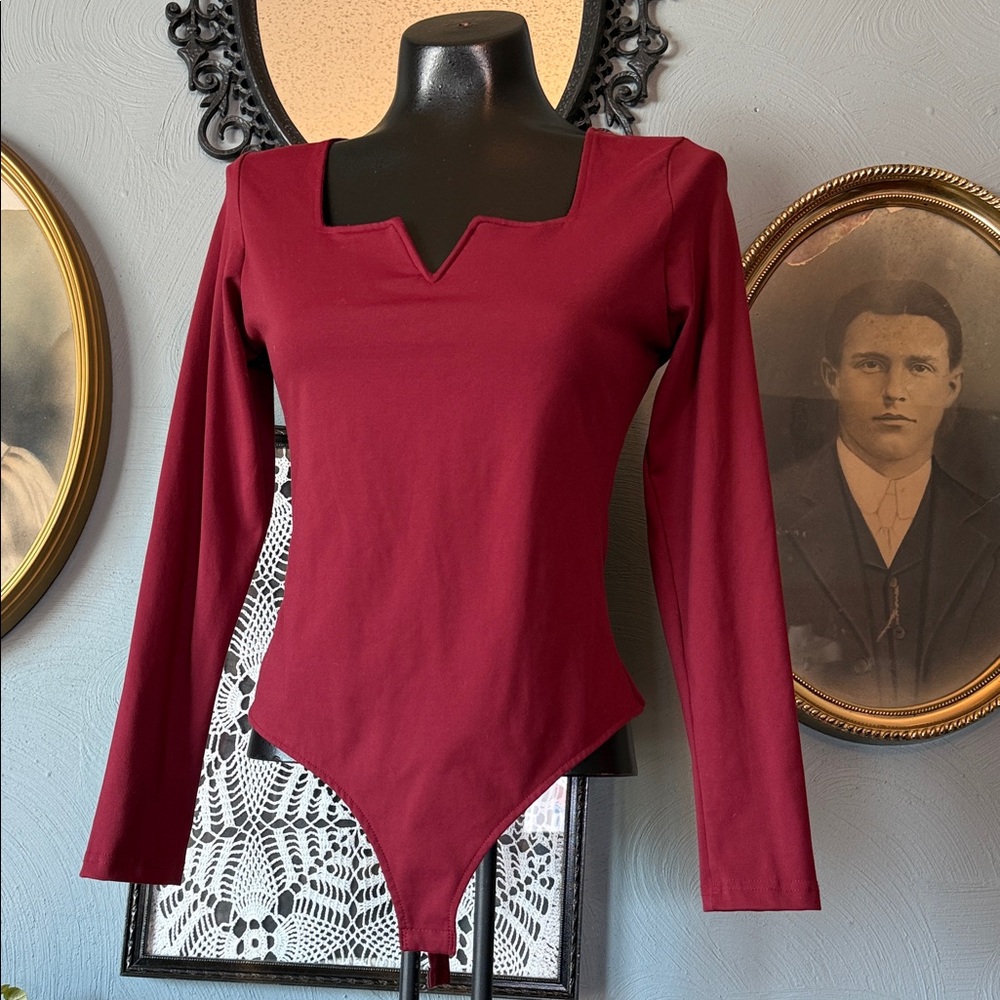 Chic Burgundy Long Sleeve Bodysuit